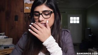 Since that babe was also lewd to expect for her boyfriend to fuck her, Mia Khalifa discovered one more way
