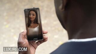 Luxure: Alyssia Kent handles 3 males on PornHD