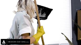 MODERN-DAY SINS - Kenna James Seduces Businessman Into INTENSE ANAL SESH In His Boss' Empty Office