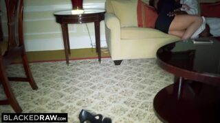 BLACKEDRAW Wife LIKES the World's Giant BBC in Hotel Room