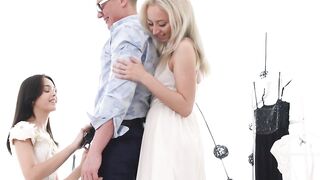 Hawt bride is about to have a ffm 3-some with friends, before the wedding ceremony