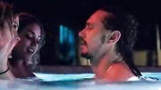 Vanessa Hudgens and Ashley Benson trio sex scene (Vanessa Hudgens, Ashley Benson)