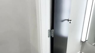 Hot sex in the Fitting Room with a Sales Assistant