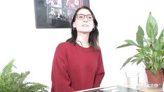 20-jährige Deutsche masturbiert sehr leidenschaftlich