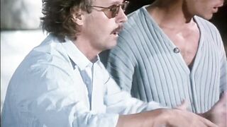 IO BALLO DA SOLA - (Full Original Video in HD Version)