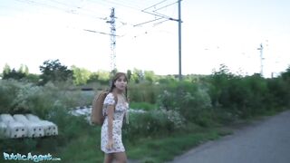 Public Agent Hot Thief Marina Gold Screwed in the Woods