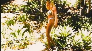 Pretty model sucks a dude’s rod and gets drilled