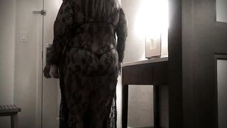 Horny Housewife Sucks And Bangs Black Pizza Delivery Dude