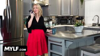 Mylf - Pretty Mother I'd Like To Bang With Massive Bazookas Gets Tricked And Hardcore Drilled By Her Perv Therapist