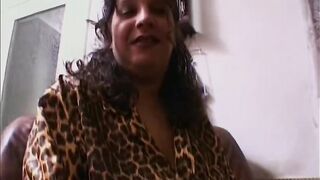 Busty brunette plumper is cheating on her husband during the time that experiencing an orgasm