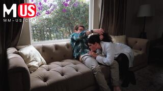 Hawt Doctor Makes An Emergency Home Visit For Her Lustful Patient