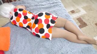 Mamma spread her booty to make it easier to have ass slam