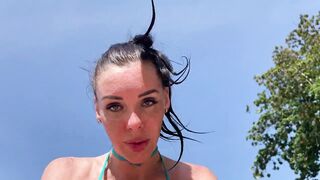 Meet the Oral Queen on the Beach