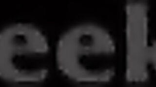 A dude gets lustful whilst posing naked for a hotty artist and they start screwing in the studio