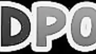 Ambush of Lara Croft turns out into a 3-some sex