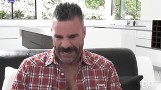 Gabbie Carter is a big titted wench who likes to get nailed from behind, until this hottie cums