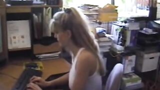 Mama likes hawt cunt