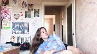 Gorgeous teen brunette is just a ramrod loving amateur who knows how to please chaps