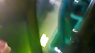 Car dickflash for asian hotty