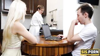 SISPORN. Dinner with mamma makes stepsiblings in the mood for quick sex