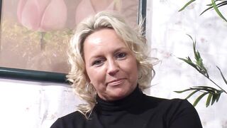 Mature golden-haired woman, Katja took off her clothing and started rubbing her snatch on the daybed