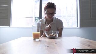 REDHEAD BREE DANIELS DISCOVERS ROUGH SCREWING