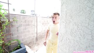 Gorgeous Busty MILF Caught Me By The Pool And I Got Her Juicy - Kailani Kai Johnny Love