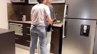 Wife screwed hard with tongue while washing dishes in the kitchen, getting her to cum in advance of her step