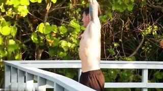 Hawt Cougar Seduces Young Jogger