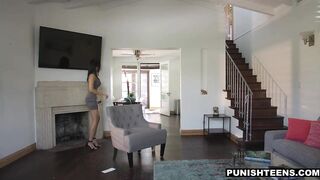 Intruder screws the nice-looking face of his teen sufferer