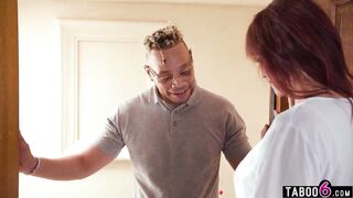 Open house became accidental gangbang of free use MILF realtor Syren De Mer