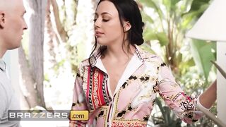 Brazzers - Whitney Wright Always Gets What That Hottie Craves Including A trio With Bella Rolland & Her Bf