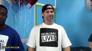 Bang A Fan – Redneck Rich Shoots His Valentine’s Arrow on Richelle Ryan, Jennifer White & Brianna