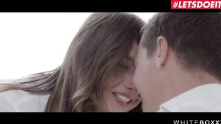 Big Butt Dutch chick gets screwed