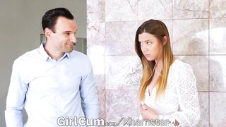 GIRLCUM Numerous Vagina Numbing Orgasms For Fortunate Avery Cristy