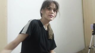 my slutty stepsister arrives and I wanted to talk to her to bang her actually hard and delicious (part 1)