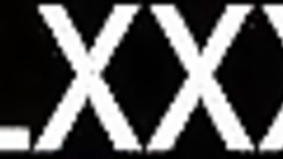 Simony diamond screwed in the pool by her boyfriends large weenie