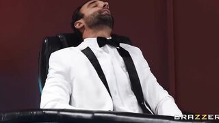 Po-po-po push her face! ft. nicolette shea