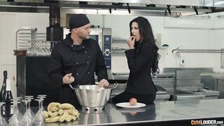 Naughty alexa tomas wishes her muffin cooked with cum