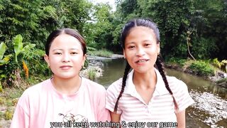 Picnic Feet Tickling Challenge / Mother Vs Daughters (Tickling Feet)