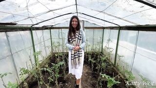 Screwed a village cutie in her garden whilst her husband wasn't at home