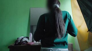 Fast Spunk fountain in the Collegegirl's room (HD)