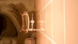 Teens fuck in swimming pool cabin