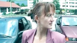 Hot and concupiscent mature wench gets soaked