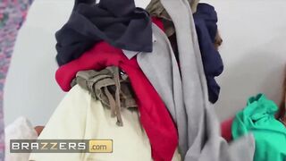 (Abella Danger, Zoey Monroe) squirting allover after a hard banging - Brazzers