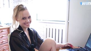 Screwed and creampied my roommate with a big booty and tight pussy.