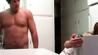 Vater Fickt Tochter In The Kittchen - clip 1