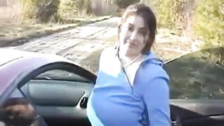 Big Tit BBW Masturbates in Car