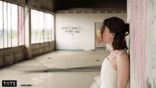 get biggest facial from stranger during my wedding