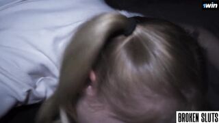 BIZARRE SQUIRTING ORGASMS ! - Getting USED Like A Toy By 2 Guys Makes Her Squirt Like A Fountain ´´